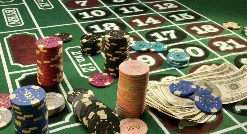 德州扑克摊牌怎么玩？看完秒懂规则与技巧