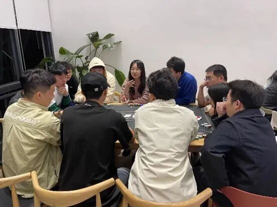 北大清哈第二届德州扑克比赛 丰富课余生活缓解科研压力