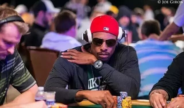 体育巨星退役后都爱玩什么？罗纳尔多痴迷纳达尔德州扑克