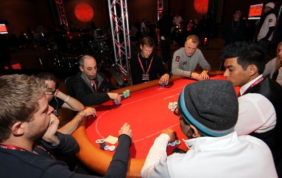 世界杯球星与德州扑克的缘分 C罗内马尔都是扑克高手