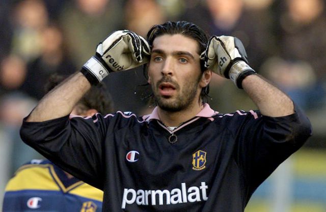 世界杯球星与德州扑克的缘分 C罗内马尔都是扑克高手