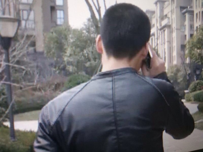 男子玩德州扑克输 70 万后交涉被威胁，警方已展开调查