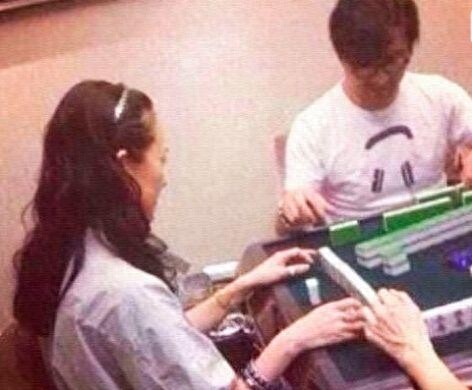 汪峰跨界参加中国扑克锦标赛，将成体育媒体头条