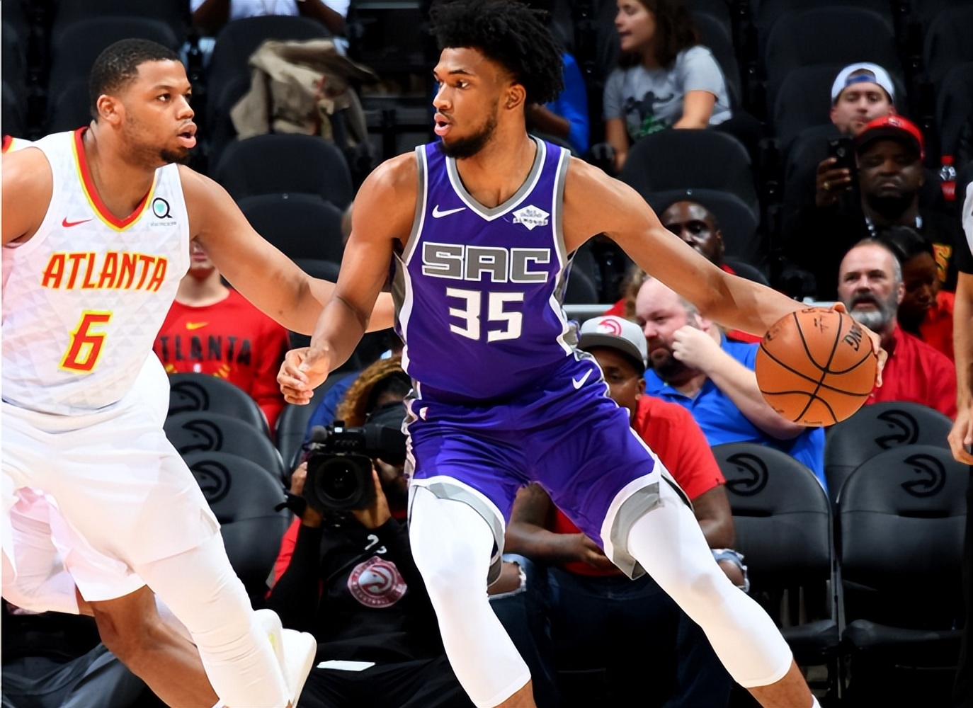 德州扑克暗藏惊天骗局，透视装置让富豪输惨