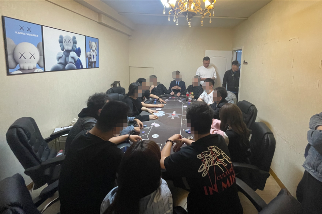 德州扑克俱乐部涉赌被查 涉案流水上亿 60余人被抓