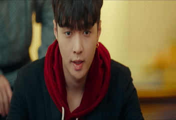 张艺兴德州扑克单挑赢了两百万 新手怎么建立信心? 张艺兴德州扑克单挑赢了两百万 新手怎么建立信心?