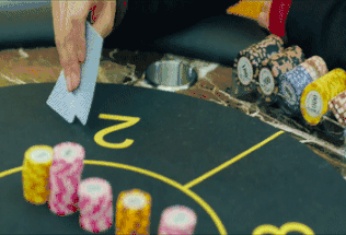 张艺兴德州扑克单挑赢了两百万 新手怎么建立信心? 张艺兴德州扑克单挑赢了两百万 新手怎么建立信心?