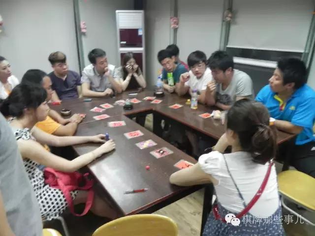 扑克牌用途多,休闲娱乐、教育、魔术、占卜都能行 扑克牌用途多,休闲娱乐、教育、魔术、占卜都能行