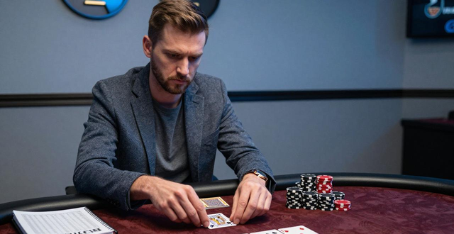 德州智力扑克怎么提高胜率 技巧与运气的本质区别