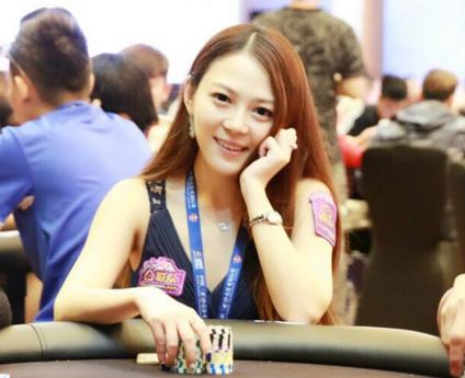 德州扑克美女运动员大盘点，她们才是真正的人生赢家