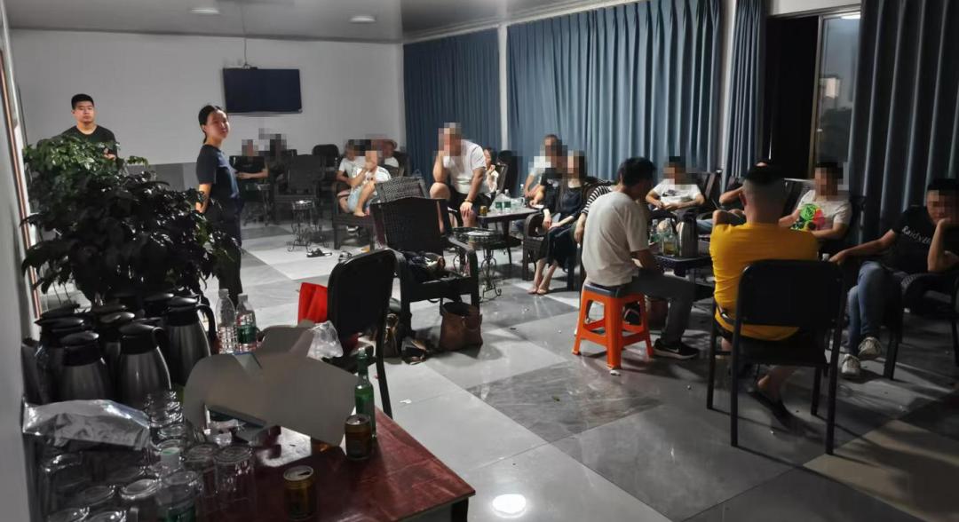 资阳捣毁城郊赌场，涉赌资金37万余元，多人被刑拘