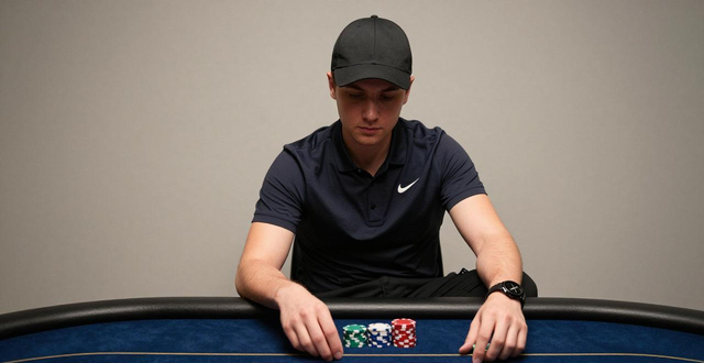 打德州扑克穿耐克什么鞋舒服？nike装备让你坐得住、赢得多