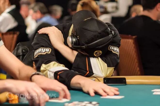 成都德州扑克公司投资策略：弃牌与长期盈利之道