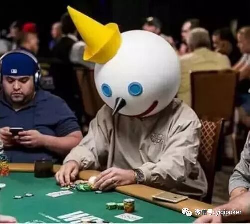 德州扑克决赛桌策略：15BB短码如何精准反击