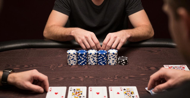 德州扑克分牌技巧：翻牌转牌河牌怎么看，危险牌面下注策略