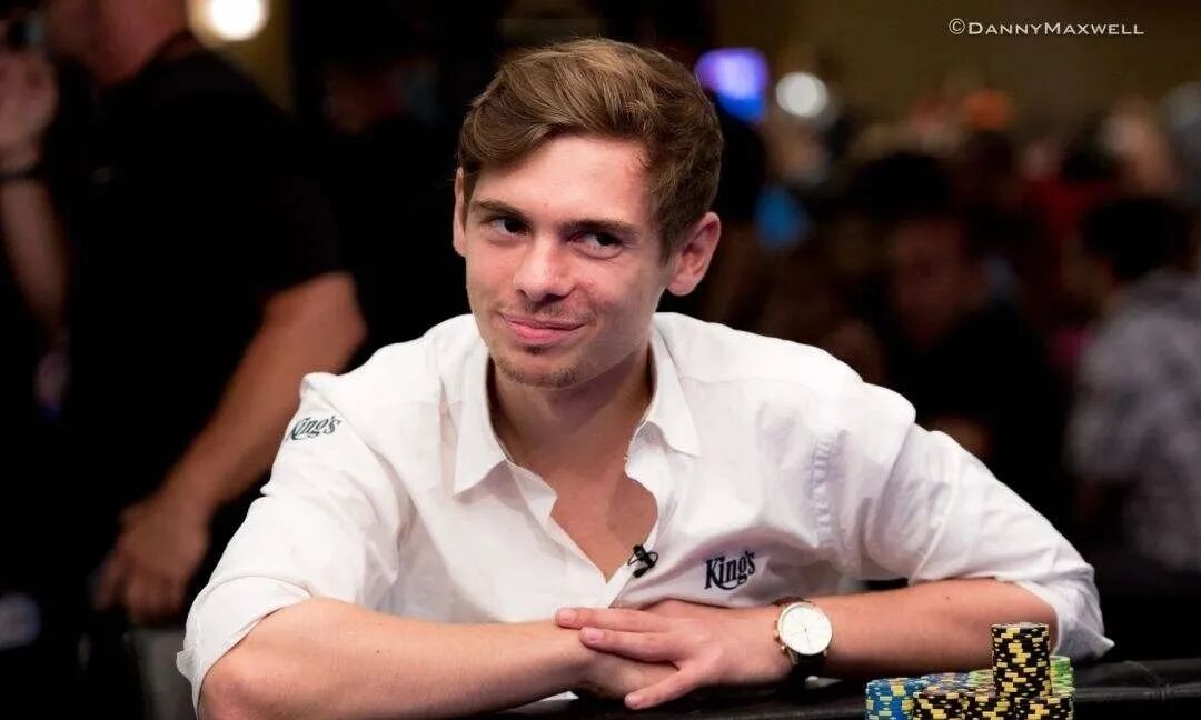 自由德州扑克 牌友聊牌攻略 和谐交流才能进步