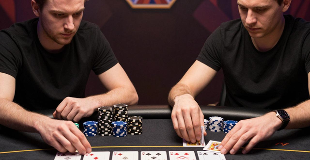 新手入门德州扑克策略：掌握弃牌读牌技巧