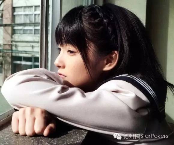 点击菜单栏轻松下载IOS,畅享和小伙伴打正规德州扑克的快乐 点击菜单栏轻松下载IOS,畅享和小伙伴打正规德州扑克的快乐