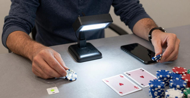 德州扑克道具怎么选?材质手感影响胜率 德州扑克道具怎么选?材质手感影响胜率