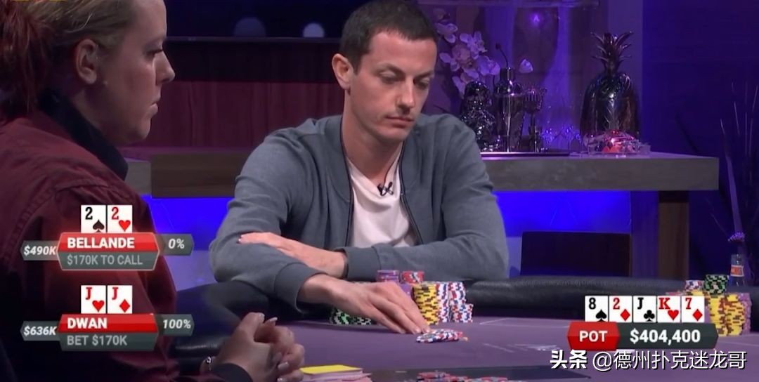 国外200-400美元常规桌超深筹码德州扑克牌局解析