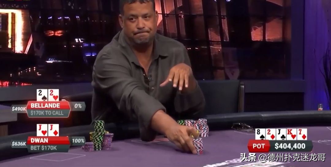 国外200-400美元常规桌超深筹码德州扑克牌局解析
